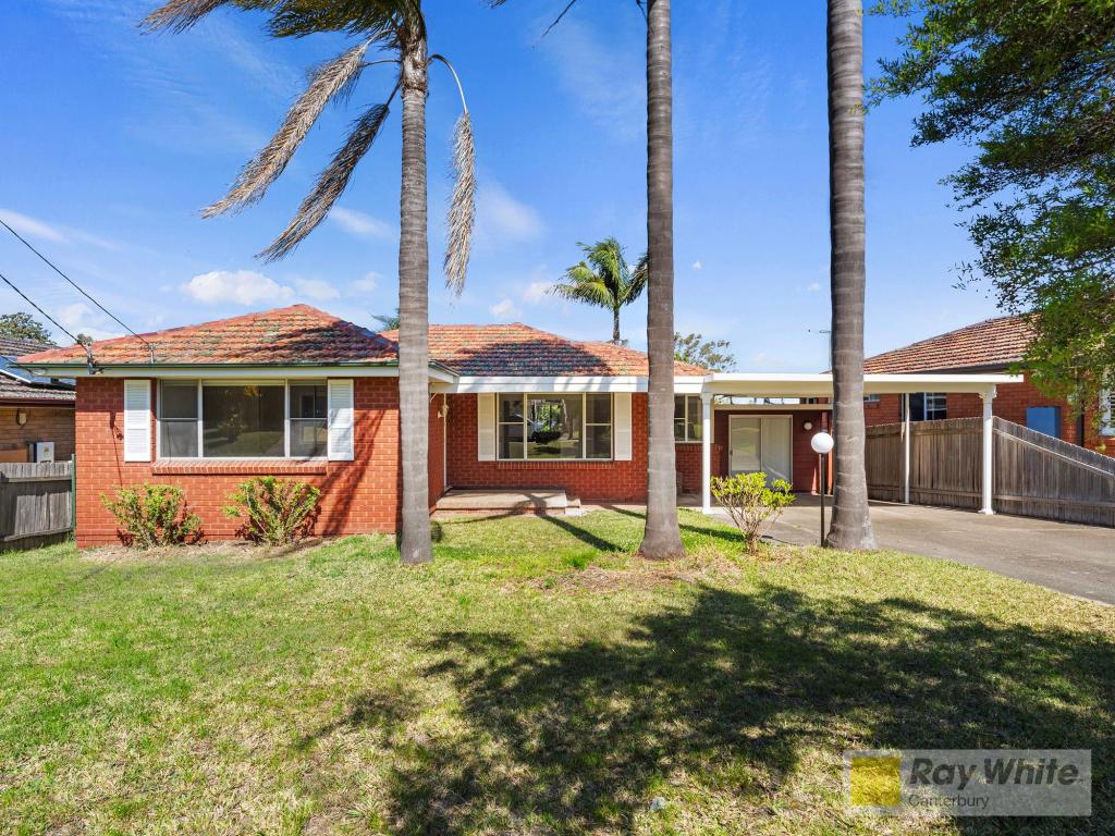 80 Jacaranda Dr, Georges Hall, NSW 2198