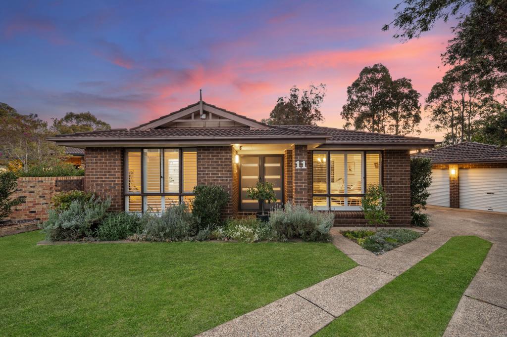 11 Ribbon Gum Cl, Alfords Point, NSW 2234