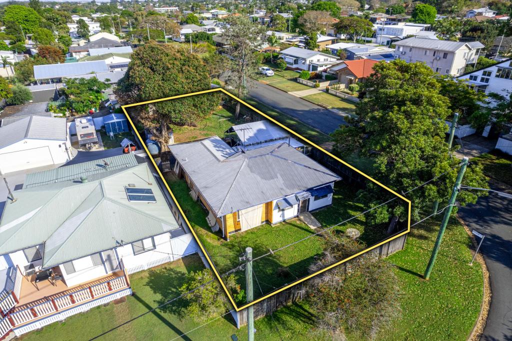 10 Drake St, Woody Point, QLD 4019