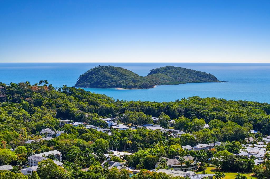 8 Placid Cl, Palm Cove, QLD 4879