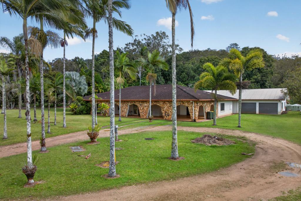 99-101 Herberton Rd, Atherton, QLD 4883