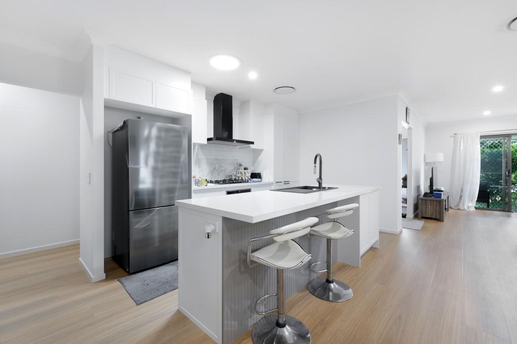 4b Hiva Ct, Oxenford, QLD 4210
