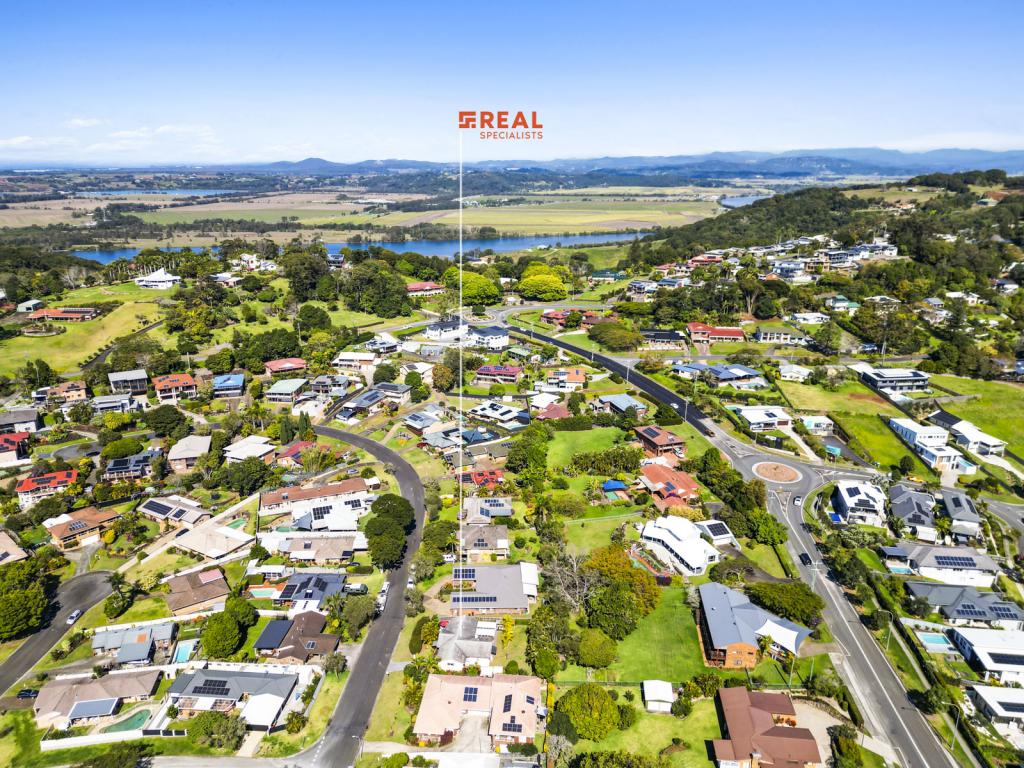 12 Kintyre Cres, Banora Point, NSW 2486