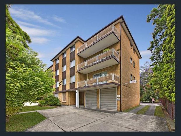 2/55 Albert Rd, Strathfield, NSW 2135