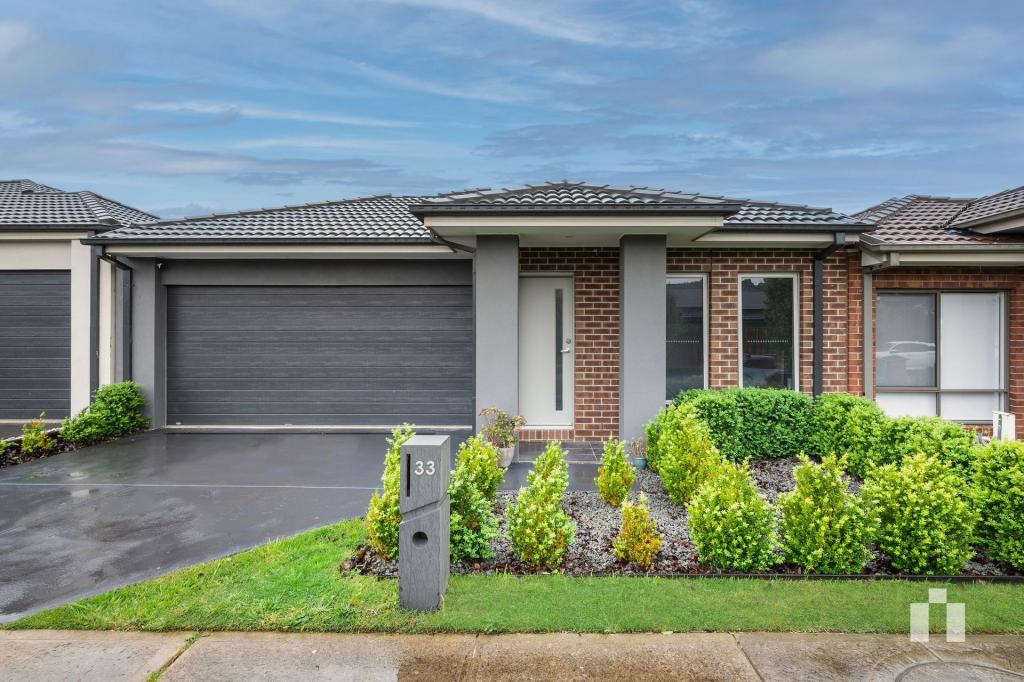 33 HANLEY ST, MERNDA, VIC 3754