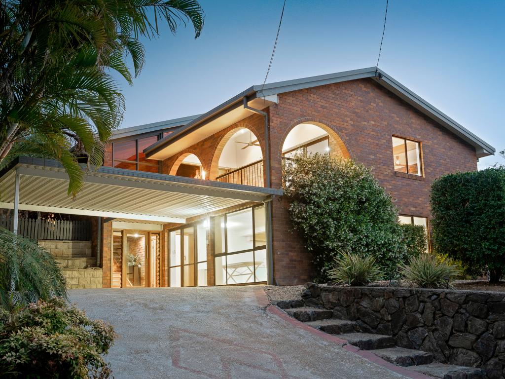 3 MELBA DR, STRATHPINE, QLD 4500