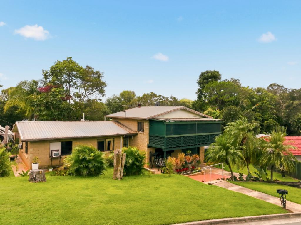 2 Bellevue St, Bli Bli, QLD 4560