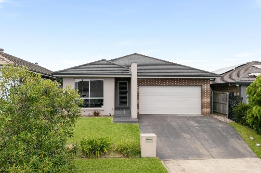 6 Caledonia Cres, Gledswood Hills, NSW 2557