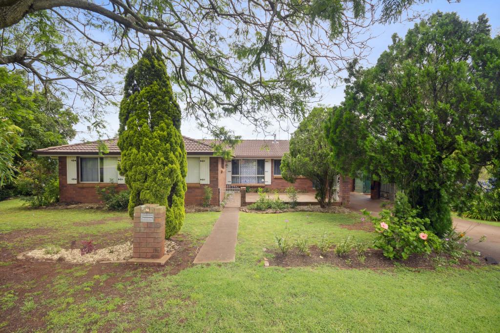 7 Arlaw St, Centenary Heights, QLD 4350