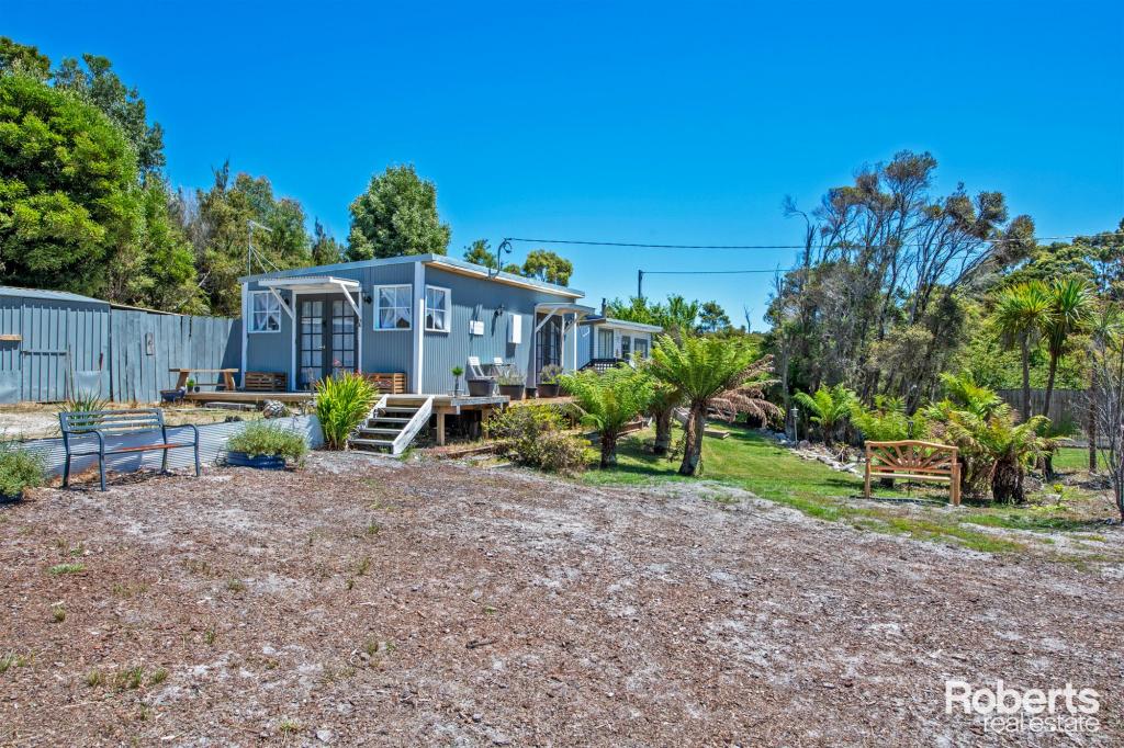 1/70 LETTES BAY RD, STRAHAN, TAS 7468