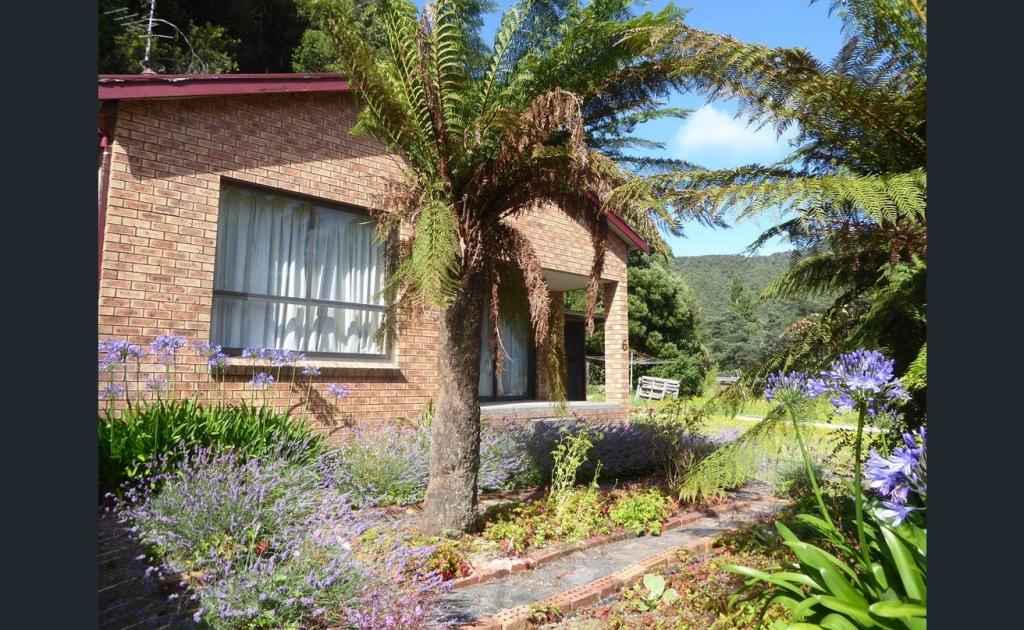 6 Harvey St, Queenstown, TAS 7467
