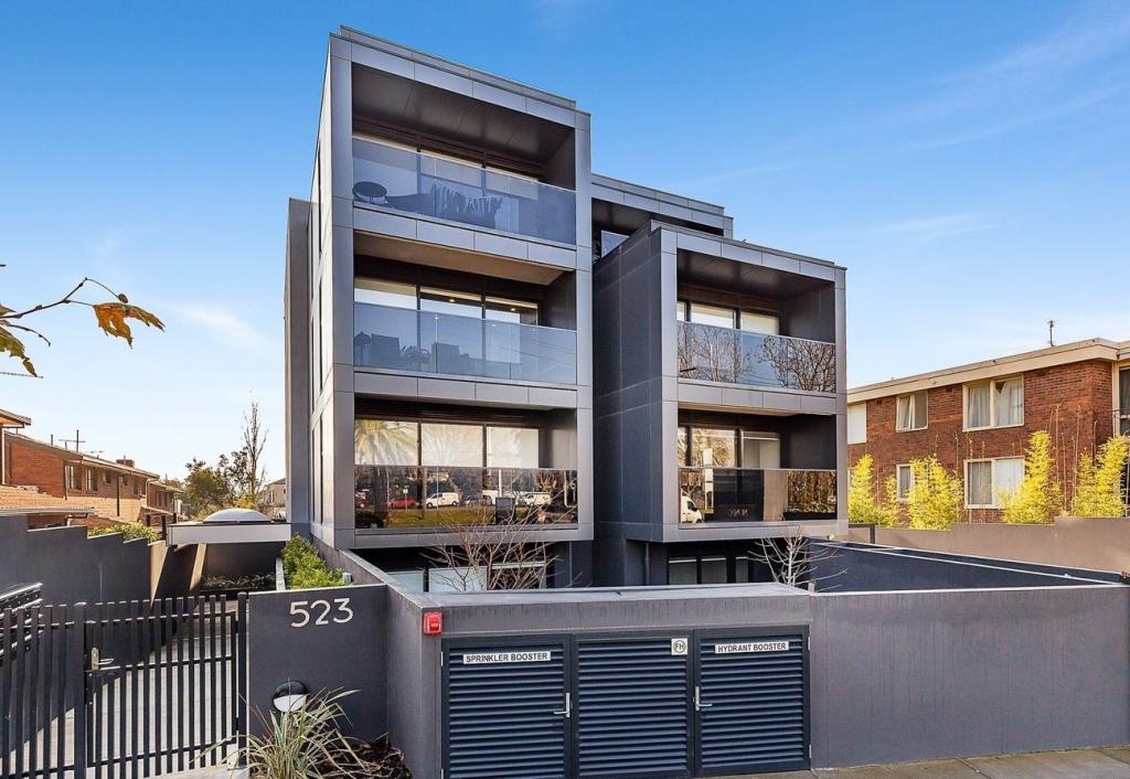 204/523 DANDENONG RD, ARMADALE, VIC 3143