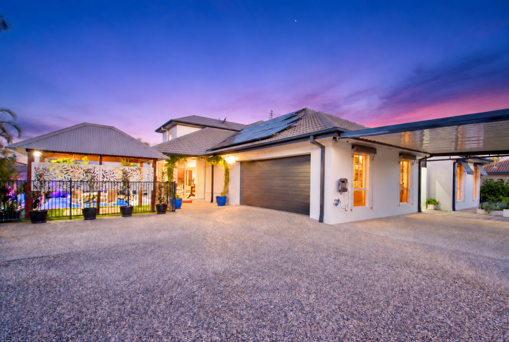 6 Manacor Pl, Coombabah, QLD 4216