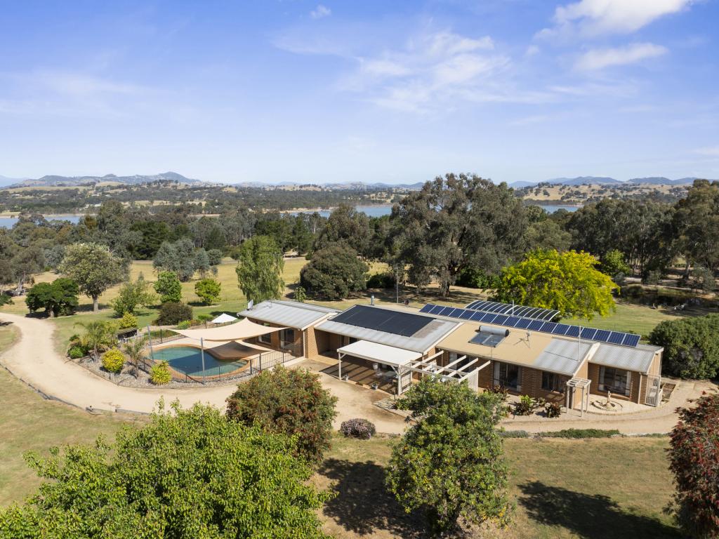 110 Ford Dr, Mansfield, VIC 3722