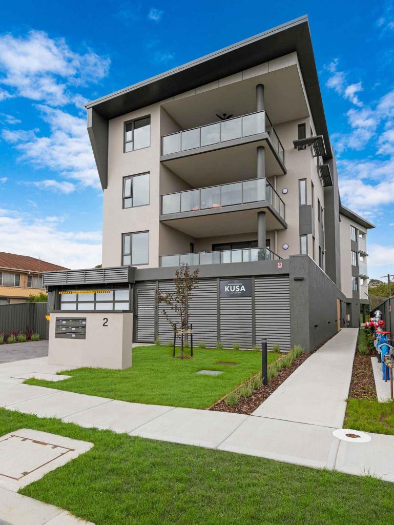 2/2 Golf Links Dr, Batemans Bay, NSW 2536