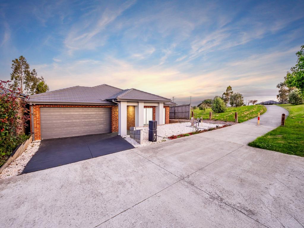 7 Kaputar Way, Clyde, VIC 3978