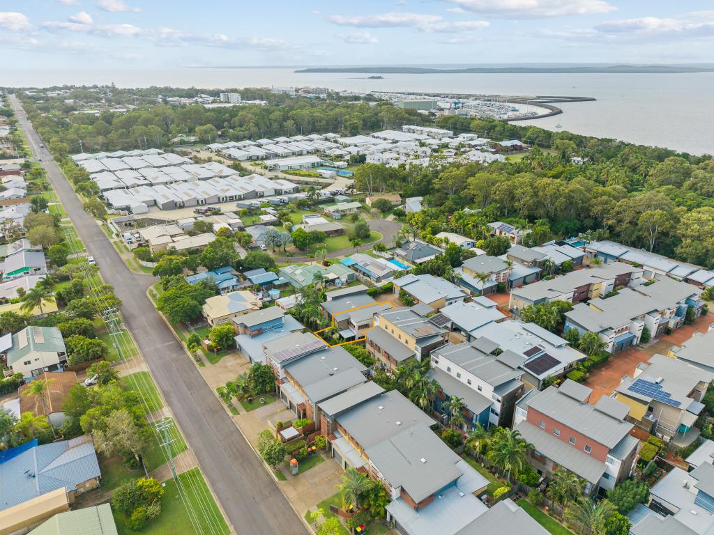36/80 Moolyyir St, Urangan, QLD 4655