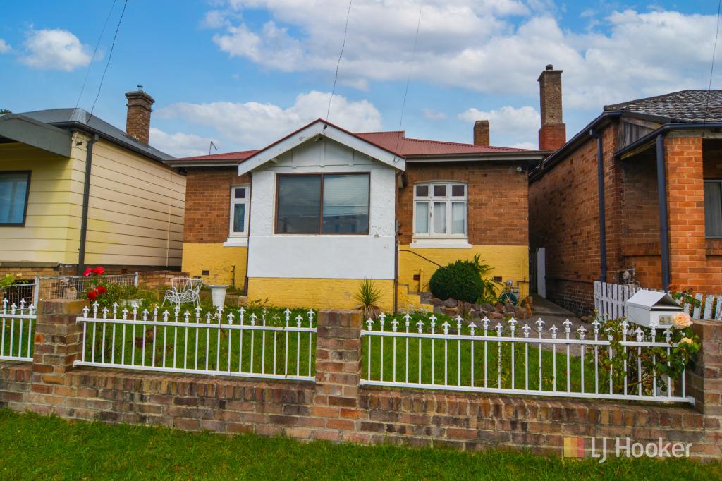 41 Chifley Rd, Lithgow, NSW 2790