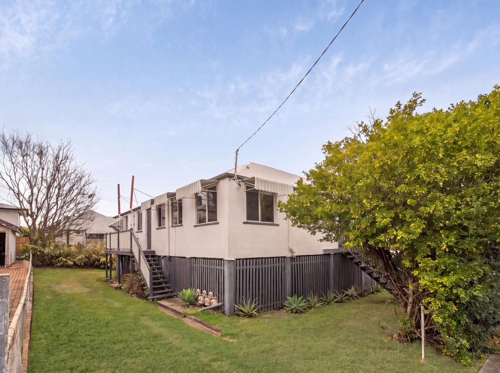 16 Herbert St, Annerley, QLD 4103