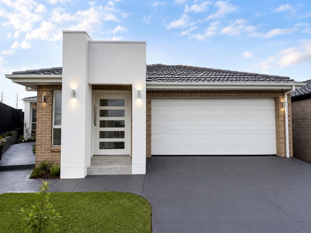 17 Ponsonby St, Grantham Farm, NSW 2765