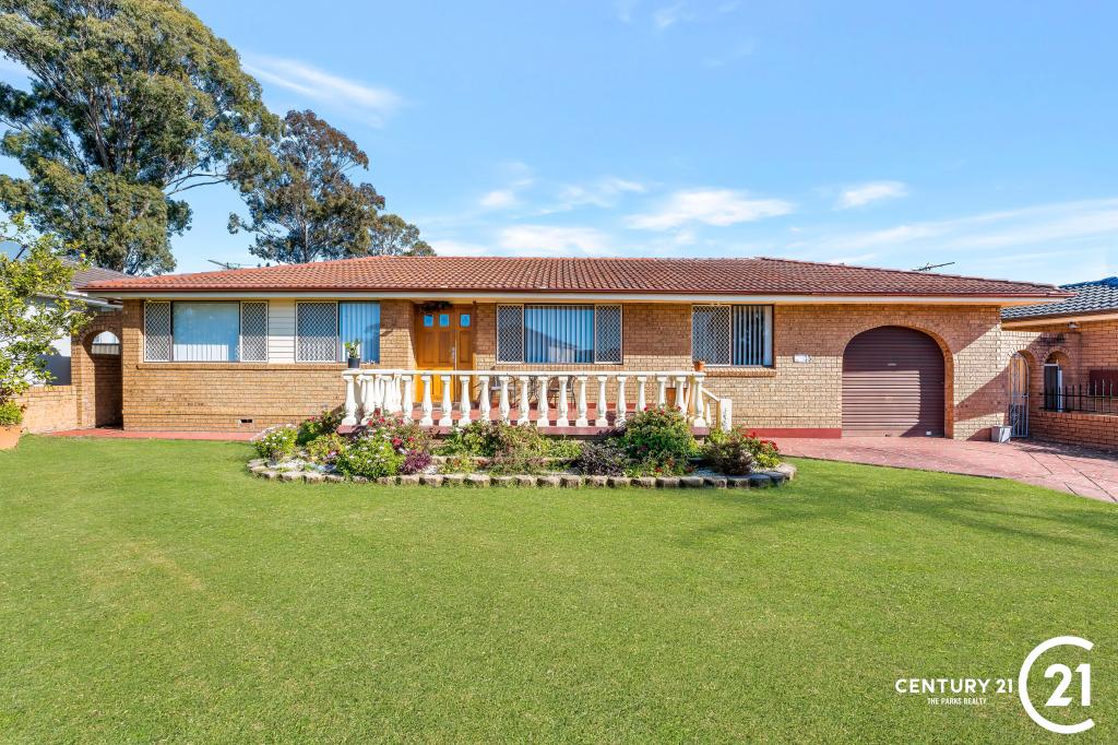 3 Arrowhead Rd, Greenfield Park, NSW 2176