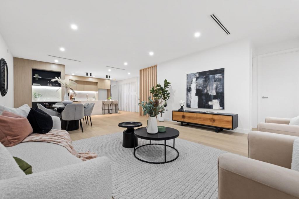 21 Douglas St, Blackburn North, VIC 3130