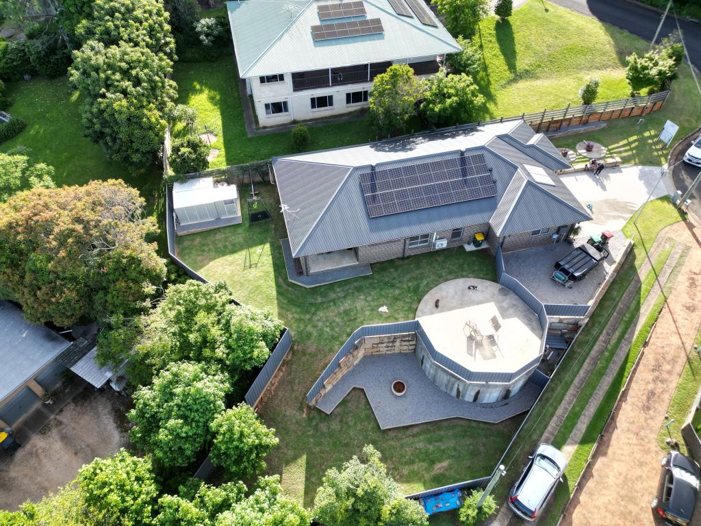 18 Dabage Pl, Kurrajong Heights, NSW 2758