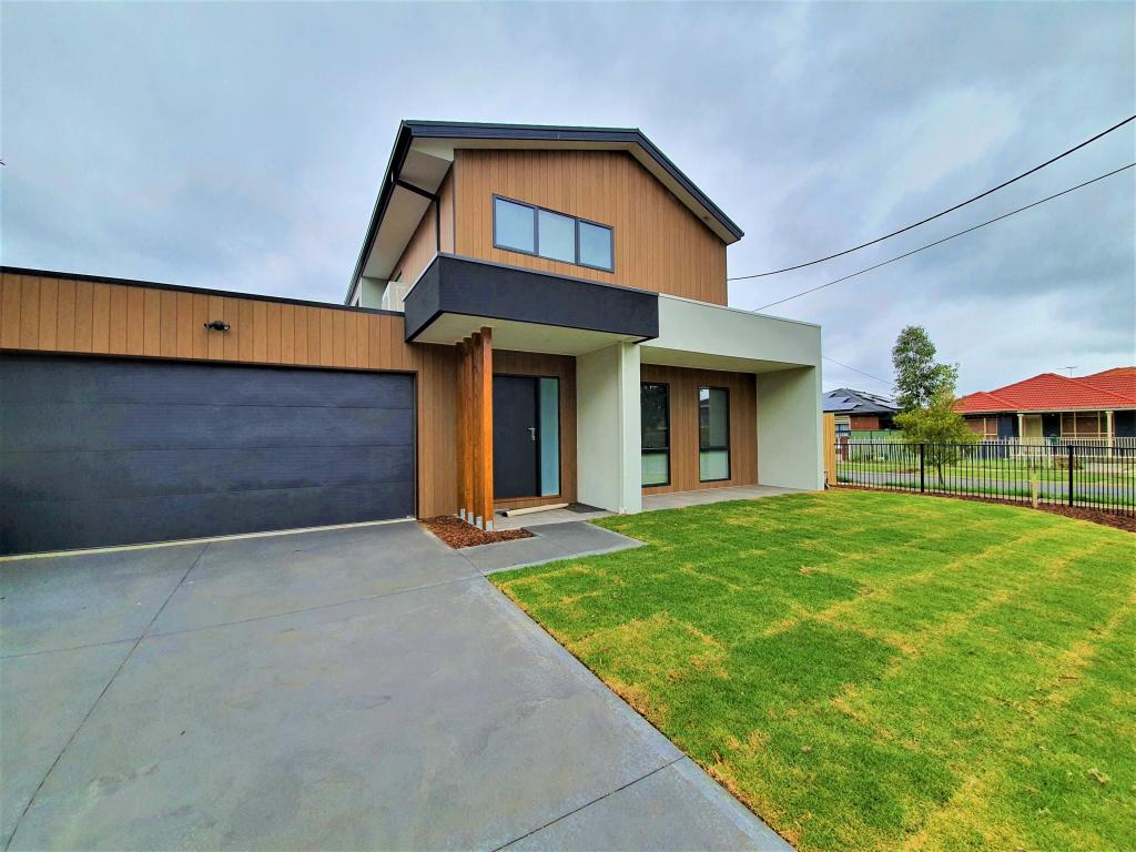 16 LUXFORD ST, ST ALBANS, VIC 3021