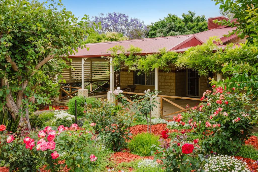 3 Robbie Ct, Waroona, WA 6215