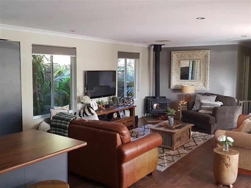 22 Ackworth Gra, The Vines, WA 6069