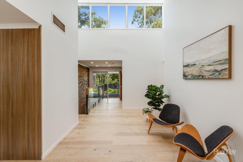 11 Dorge St, Middle Ridge, QLD 4350