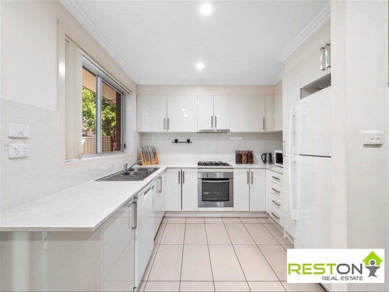 1/34-36 Canberra St, Oxley Park, NSW 2760