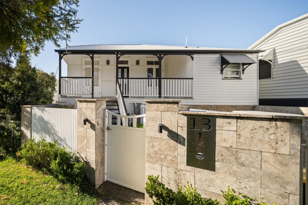 13 Shakespeare St, Bulimba, QLD 4171