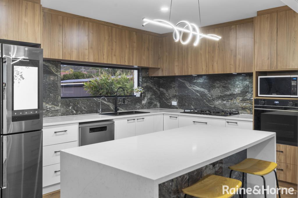 21 Westgate Ave, Springwood, QLD 4127