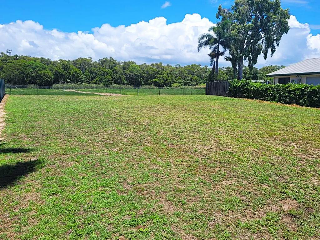 52 Bottlebrush St, Forrest Beach, QLD 4850