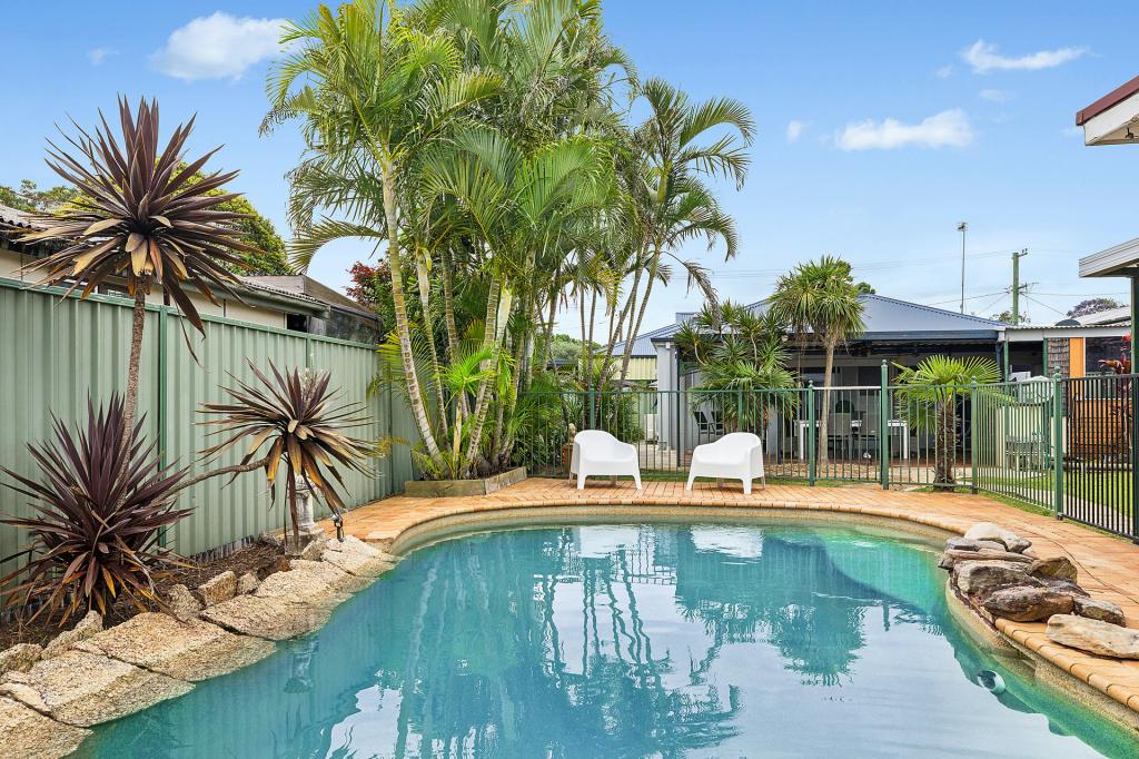 80 Watkin Ave, Woy Woy, NSW 2256