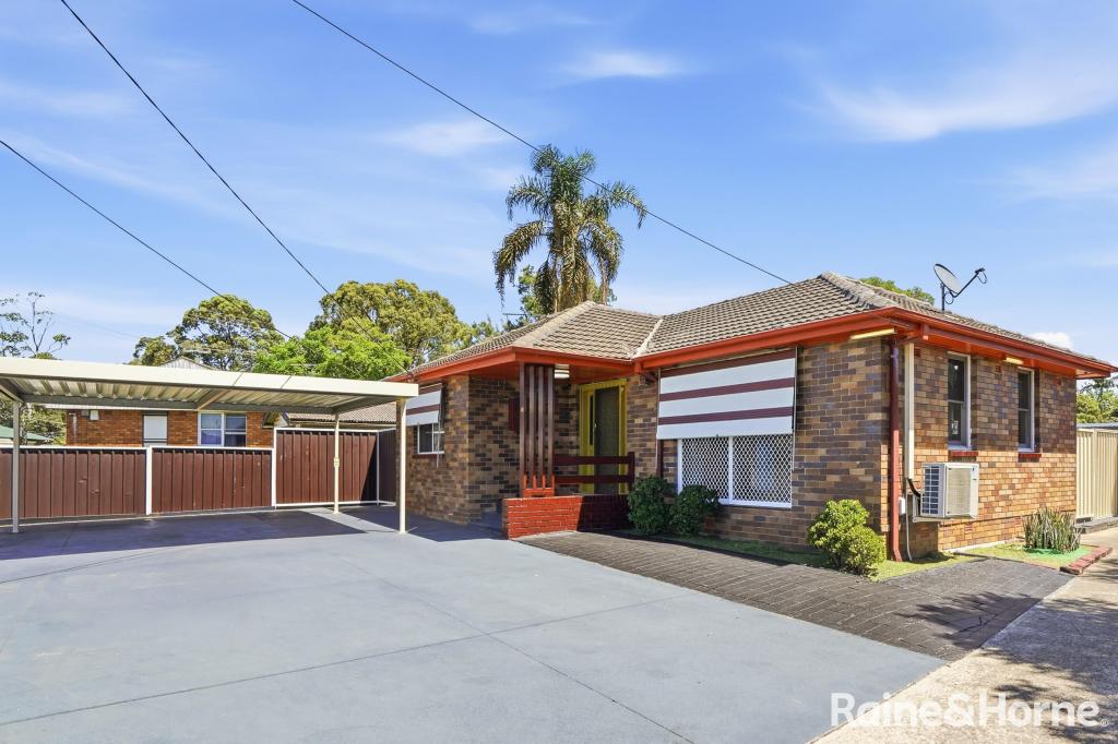 40 Halmahera Cres, Lethbridge Park, NSW 2770