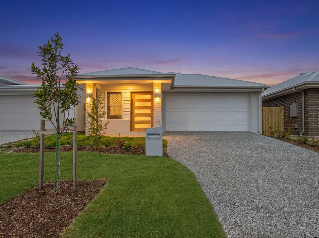 7 Summer St, Morayfield, QLD 4506