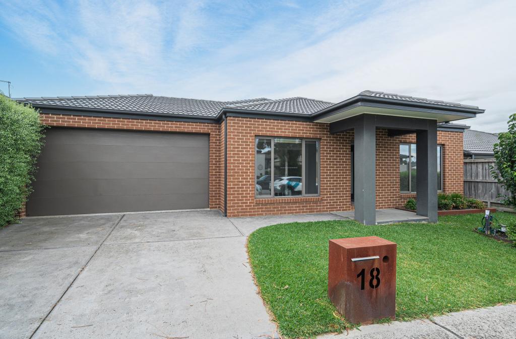 18 Wakehurst Way, Officer, VIC 3809
