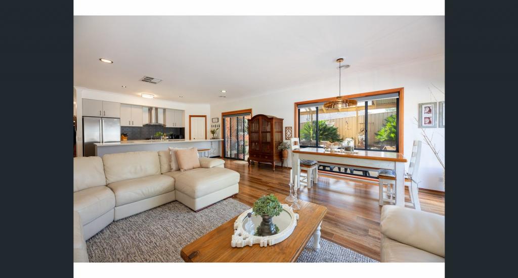 27 Mcdiarmid Pl, Glenroy, NSW 2640