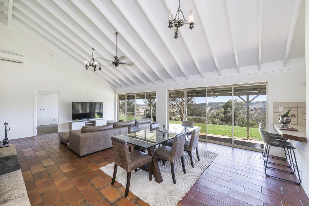 167 Davis Rd, Lower Chittering, WA 6084