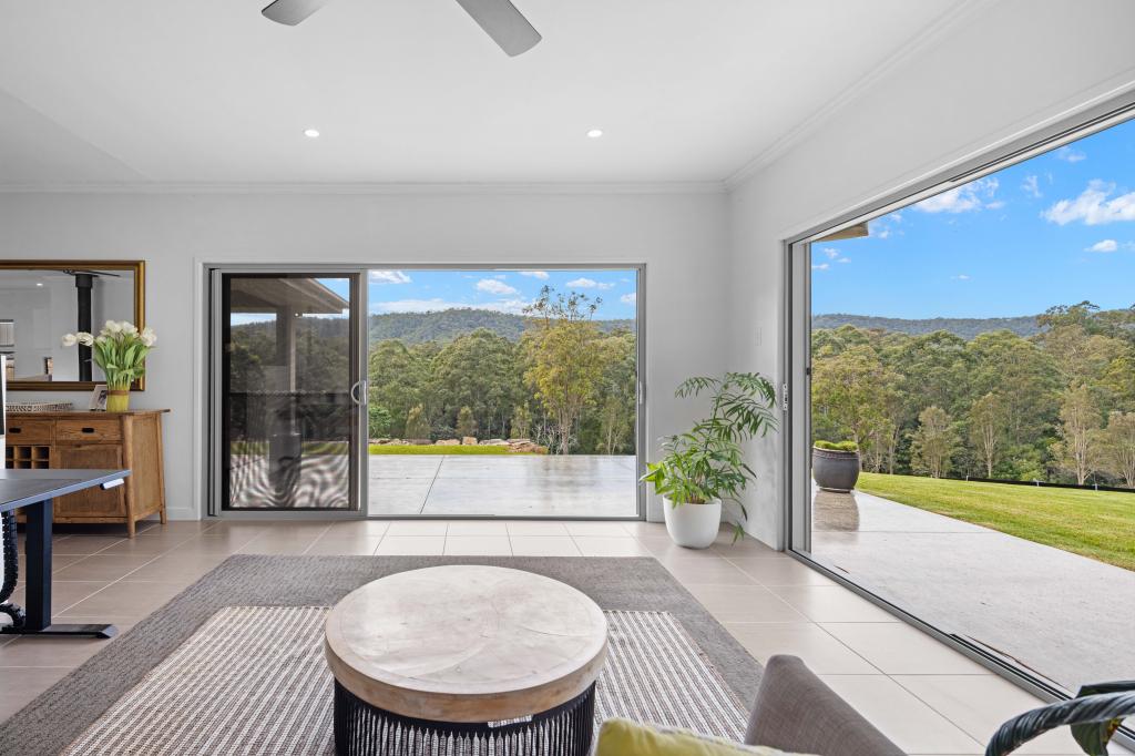 14 Bush Knoll Pl, Mount Nathan, QLD 4211