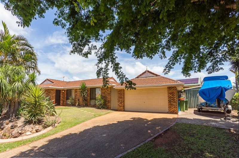 8 Moreton View Pde, Redland Bay, QLD 4165