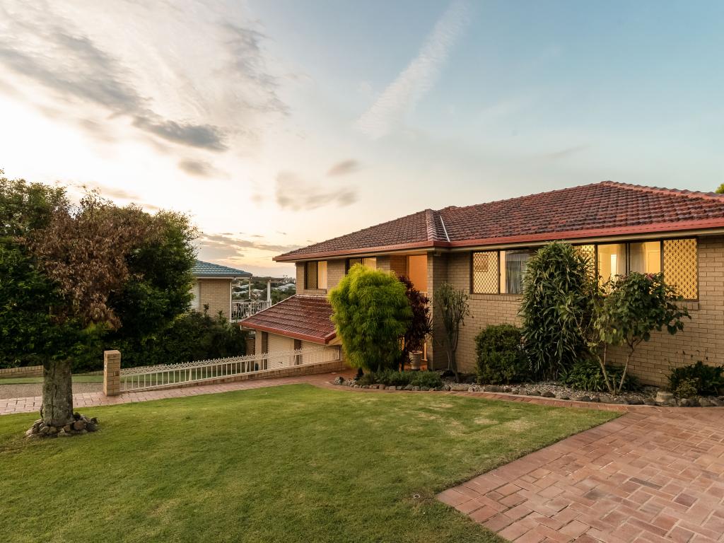 4 Aloe St, Wavell Heights, QLD 4012