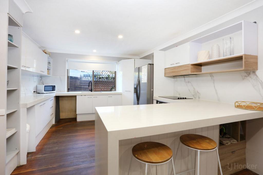 14 Tarni St, Coombabah, QLD 4216