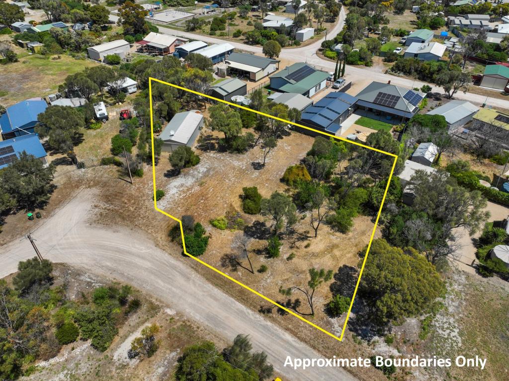 4-6 Mistletoe Dr, The Pines, SA 5577