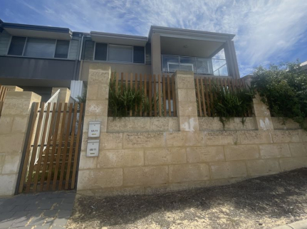 6B/11 STUDENT LOOP, COOLBELLUP, WA 6163