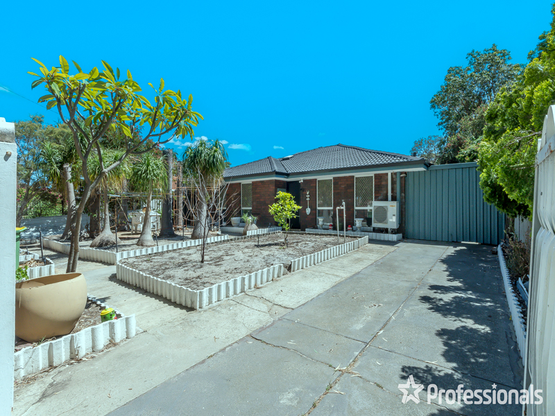 25 Delbridge Dr, Kenwick, WA 6107