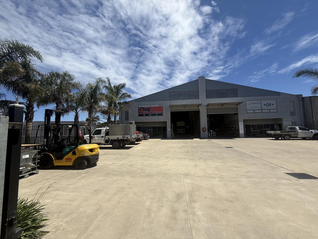 1/43 Ellemsea Cct, Lonsdale, SA 5160