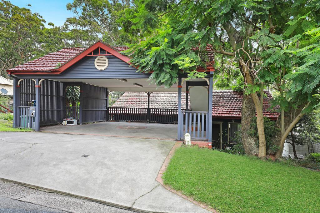 4 Kirrang Ave, Mangerton, NSW 2500